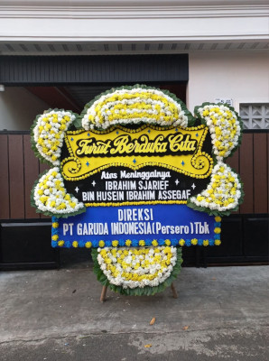 Papan Bunga Duka di Pulau Dullah Selatan